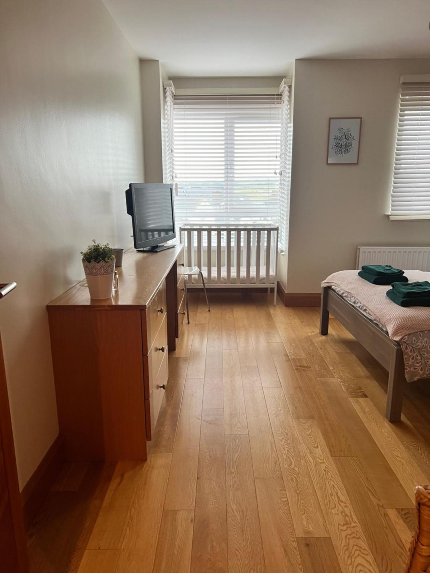 Penthouse Apartment - Town Centre, Sea Views, Secure Parking Portrush Εξωτερικό φωτογραφία