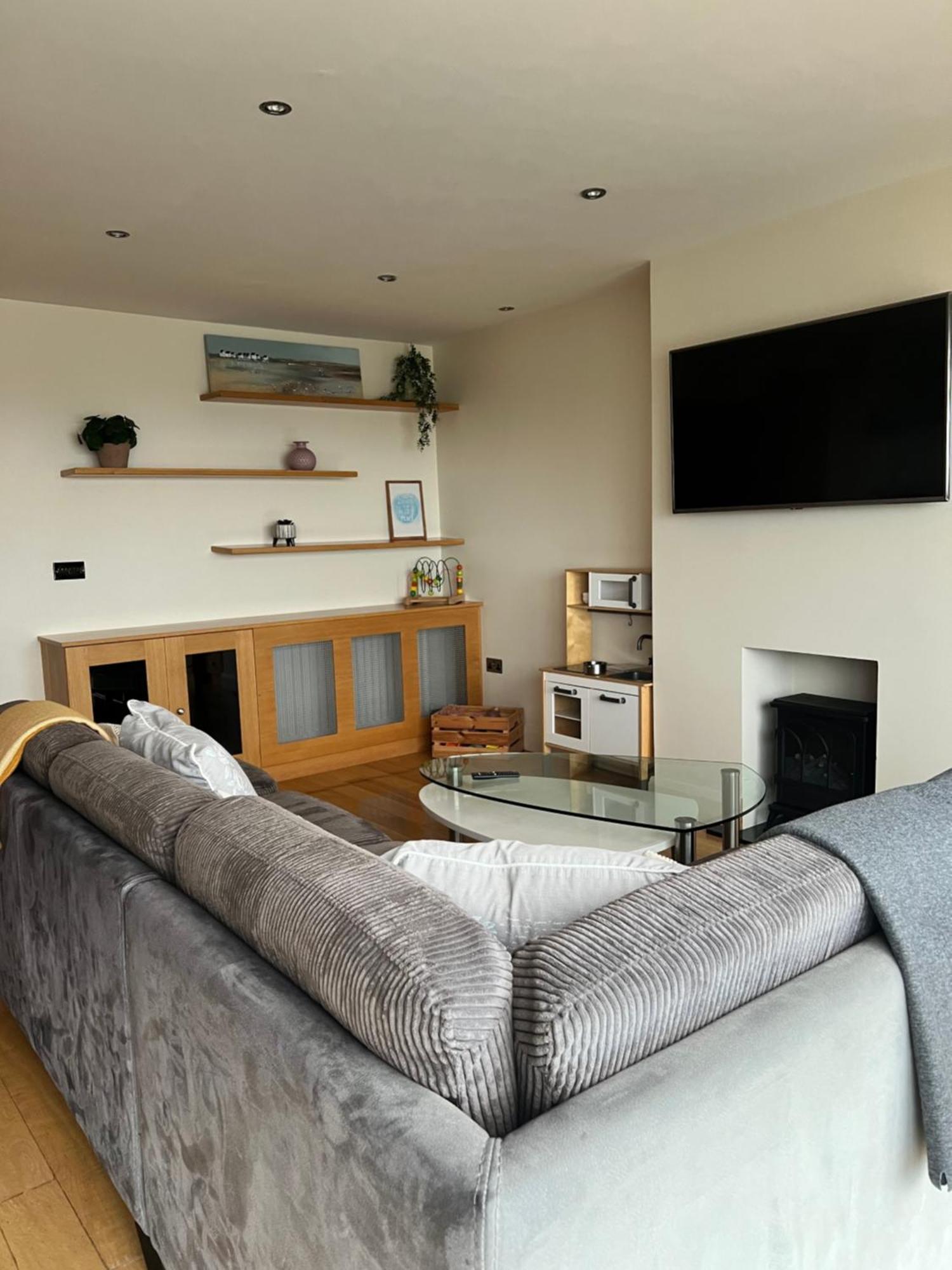 Penthouse Apartment - Town Centre, Sea Views, Secure Parking Portrush Εξωτερικό φωτογραφία